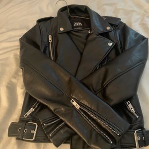 ZARA women's leather jacket new condition